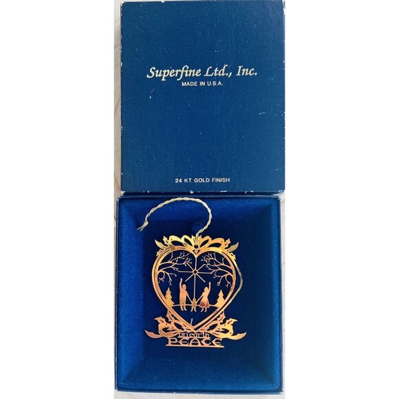 Peace On Earth Ornament 24 KT Gold Finish The Heart Of America Family 1991 - Picture 3 of 6